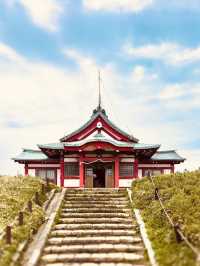 Sky High Over Hakone: A Summer Ride on the Kamagatake Ropeway