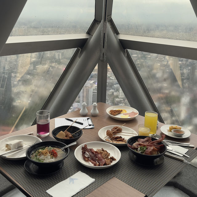 🍱 เเวะทานมื้อเช้าชมวิว 360 @ตึกใบหยกสกาย 🗼