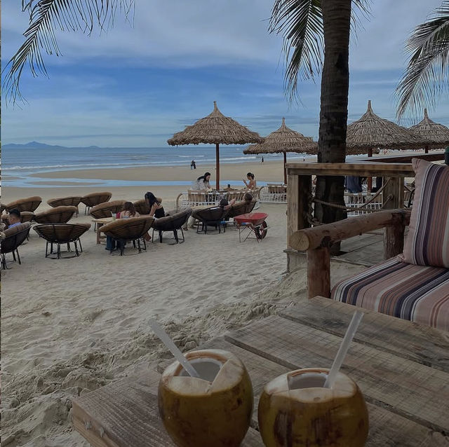 Casa Bay Beach Club