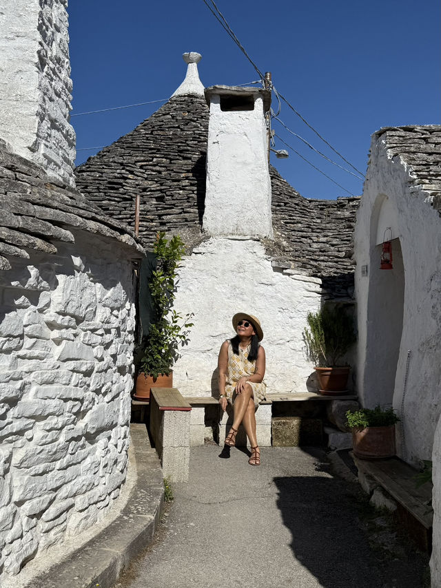 🇮🇹 A B E R O B E L L O • A fairytale Italian village 🧚 