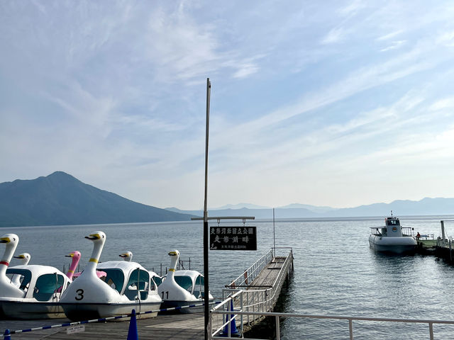 支笏洞爺國立公園參觀_靜謐湖泊