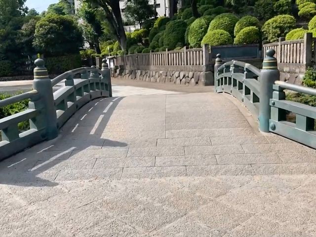 Gate of Timeless reverence, the Romon Gate, entrance to Nezu Shrine