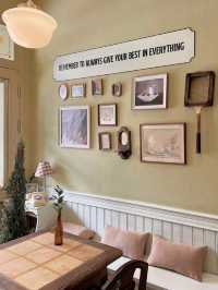Camy Cafe – Good Old Days is a cozy,