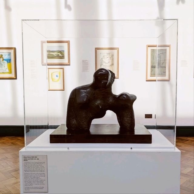 Bolton Art Gallery, Library & Museum