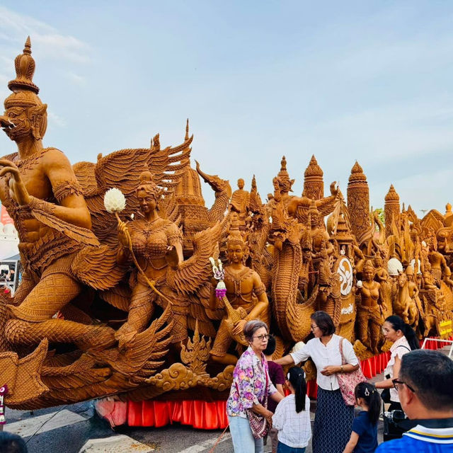 งานแห่เทียนโคราช ศาสตร์ศิลป์ถิ่นย่าโม ประจำปี 2568