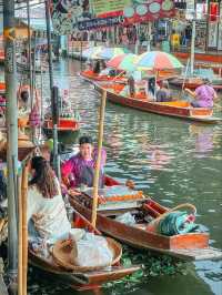 Boatloads of Fun at Damnoen Saduak Floating Market