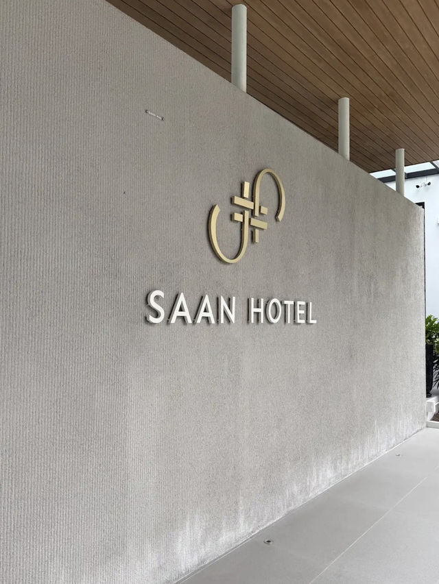 Charoennakorn’s Chic Secret Stay