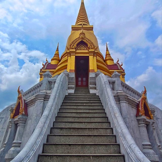 วัดตรีทศเทพ เขตพระนคร