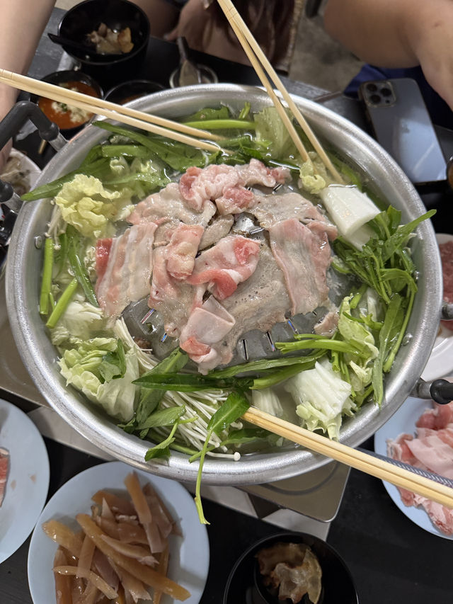 หมูกะทะที่ยกให้เป็นเบอร์หนึ่งในเชียงใหม่