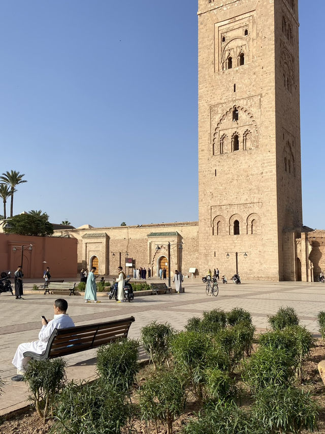 Minaret of Majesty: Koutoubia Mosque in Marrakech Minaret of Majesty: Koutoubia Mosque in Marrakech