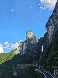 Подробный гид по горе Тяньмэньшань в Чжанцзяцзе