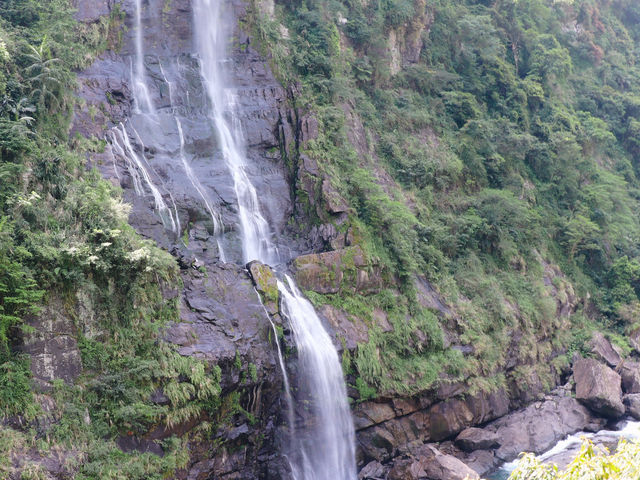Wulai Waterfall