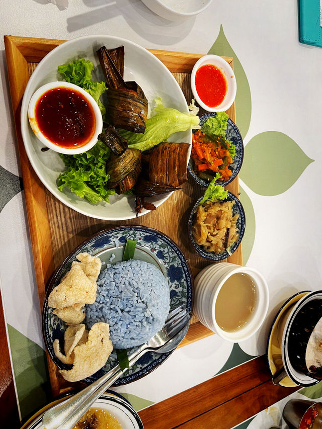 Yang Yang Cuisine – Nyonya & Oriental Comfort Dining at Sunshine Central