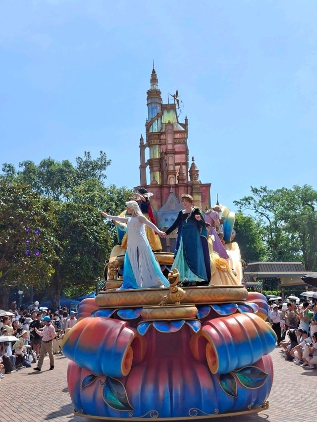 โชว์ใหม่และพาเหรดสุดอลัง ที่Hong Kong Disneyland
