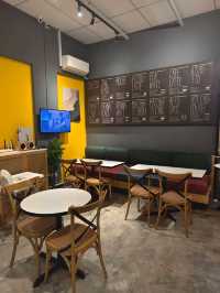 Brunch with a Smile at Grin Gusto