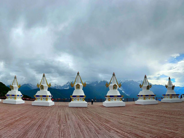 Meili Snow Mountain ภารกิจพิชิต "ภูเขาทองคำ" Meili Snow Mountain ภารกิจพิชิต "ภูเขาทองคำ"