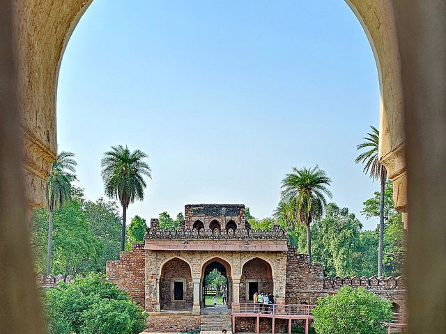 Isa Khan's Tomb