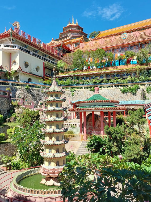 A Spiritual Journey to the Majestic Kek Lok Si Temple, Penang