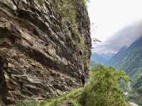 《八通關古道 •峽谷與瀑布的輕冒險》