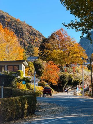 THE MOST BEAUTIFUL SMALL TOWN IN NEW ZEALAND! ARROWTOWN.