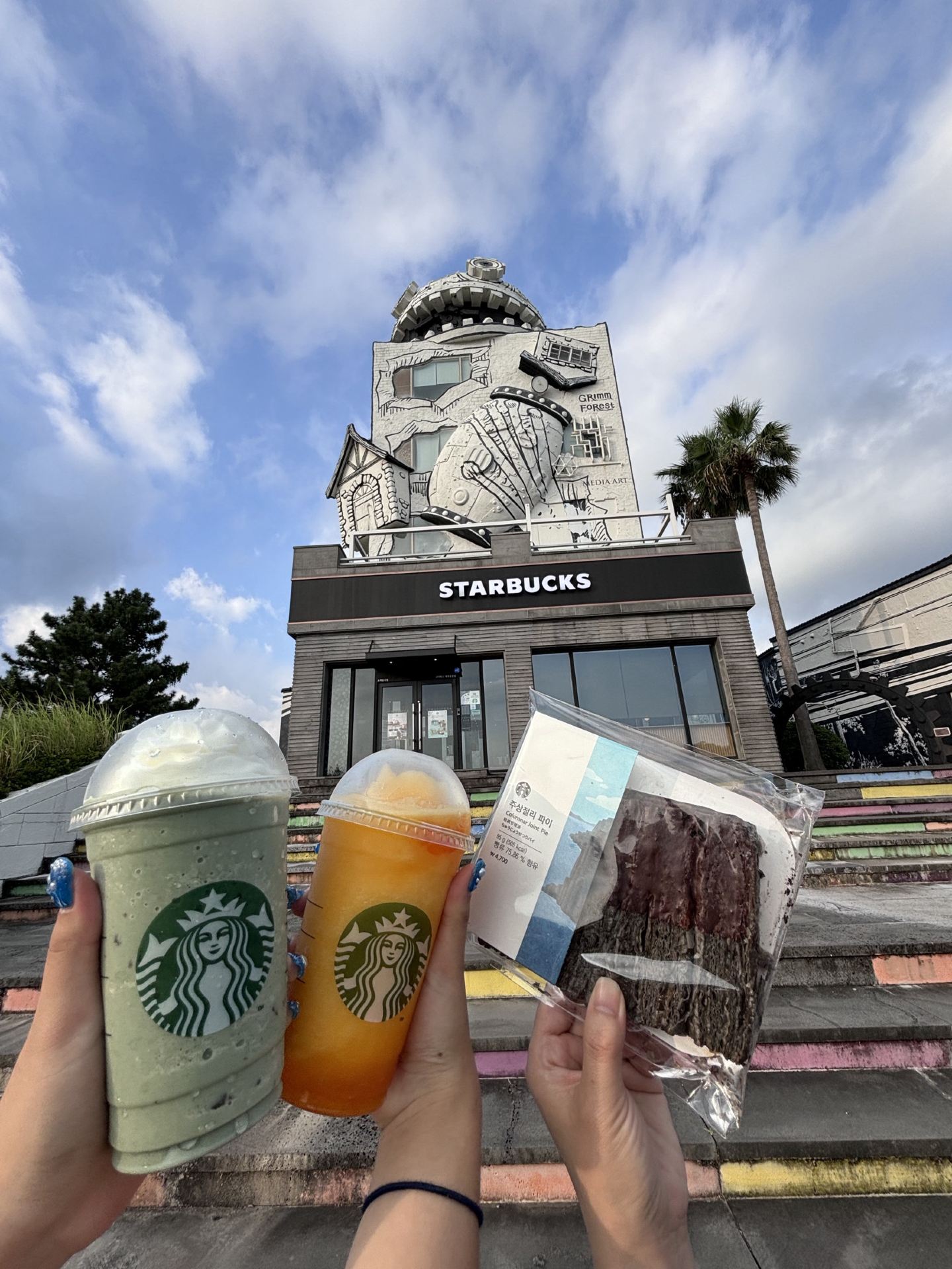 เมนู Starbucks ลิมิเต็ดที่มีเฉพาะในเกาะเชจูเท่านั้น! 🍊🌊