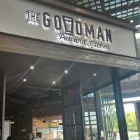 Goodman Pub and Kitchen：多元化菜單，受歡迎的口碑