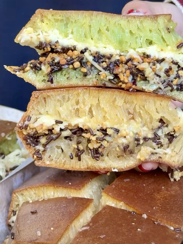 一週只營業一天爆餡月亮餅「Wahaha Martabak」