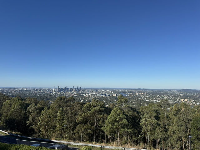 Brisbane: surfer paradise 