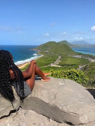 #NevisNice #StKittsSweet；尼維斯女王訪問糖城聖基茨👸🏾🇰🇳🥰