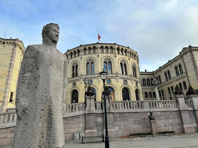 挪威🇳🇴景點-挪威國會大廈