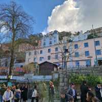 🚂✨ Explore Sintra's Enchanting Magic: Hop Aboard the Comboio Turístico! 🌟🏰


