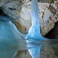 Scărişoara Glacier Cave