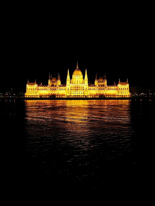 Breathtaking Budapest: Danube Delights