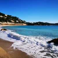 Villefranche-sur-Mer Beach: Tranquil Beauty on the French Riviera