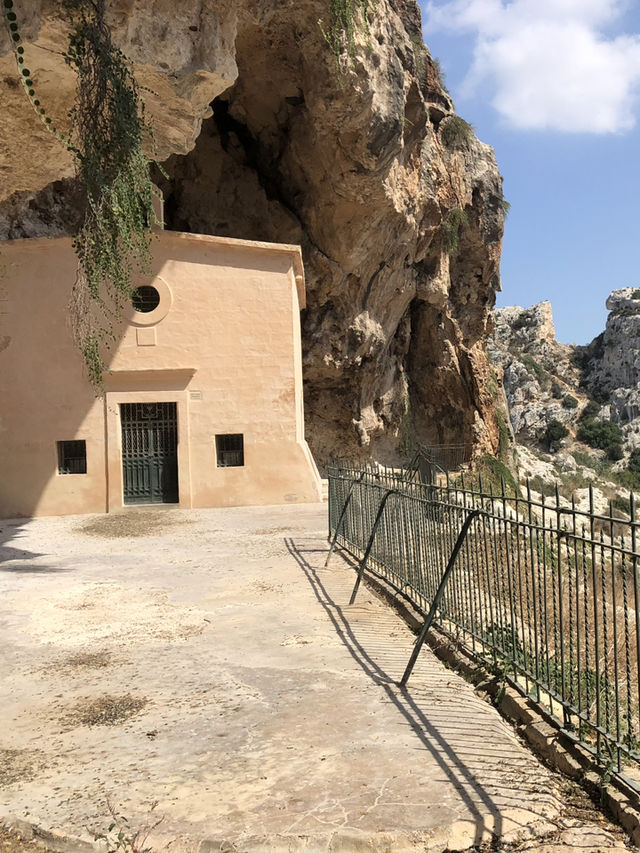 Chapel of Saint Paul the hermit