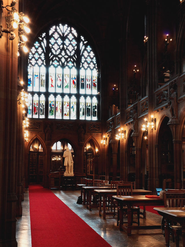 Spring in Manchester: A Blossom-Filled City Escape