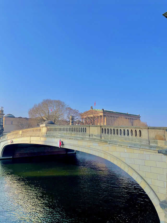 【ドイツ🇩🇪】歴史と芸術の街、ベルリンの王道観光ルート🕊️