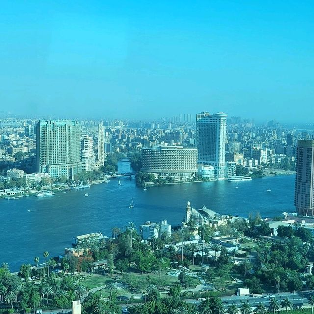 🗼✨ Dine Above the Clouds at Al Dawar – Cairo's Iconic 360° Revolving Restaurant! 🍽️🌍