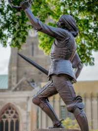 A Day with Kings and Foxes: Discovering Leicester’s Hidden Charms
