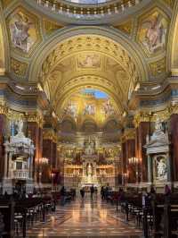 Hungarian State Opera House: A Grand Stage of Elegance and Art