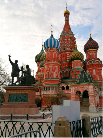 聖ワシリイ大聖堂：奇跡的に難を逃れたロシアの象徴。 | Trip.com モスクワ