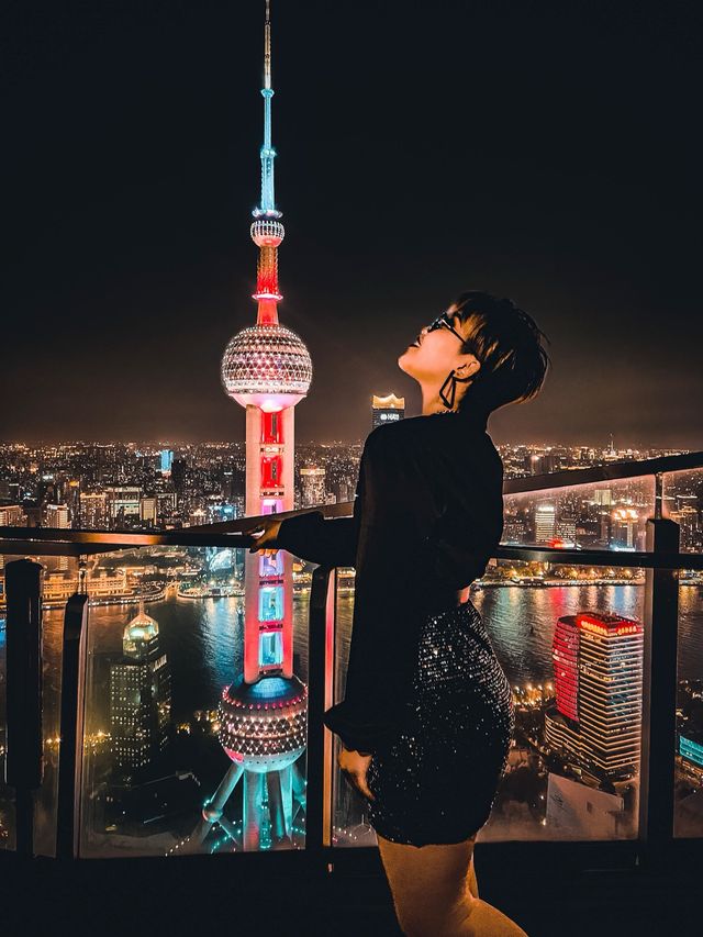 The BEST rooftop for photos in Shanghai 😍