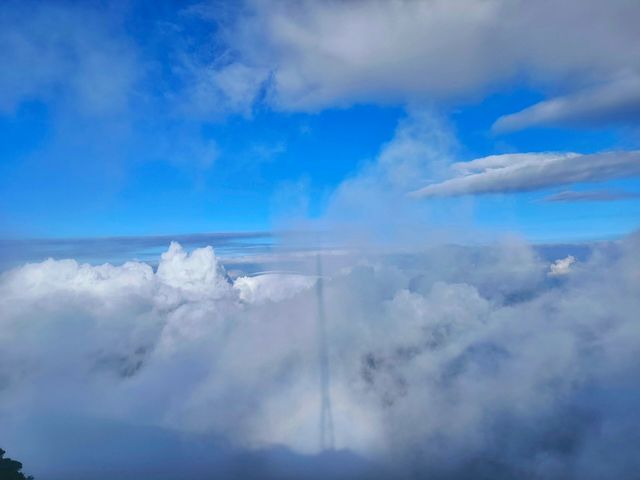 桂林貓兒山｜華南之巔~雲霧繚繞之峰