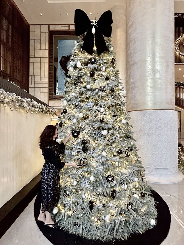 Chanel style of Christmas tree