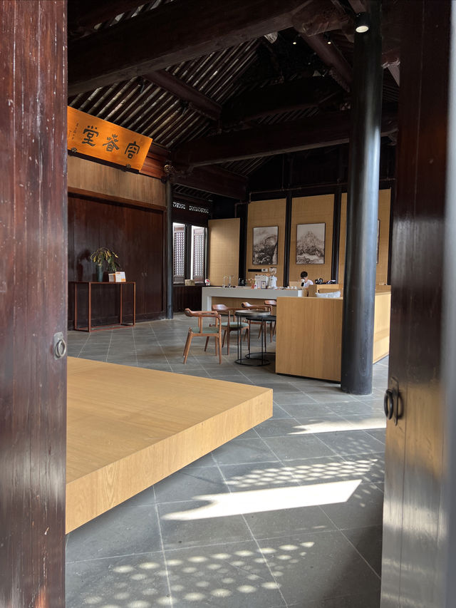 沒想到在蘇州，園林是可以進去住的