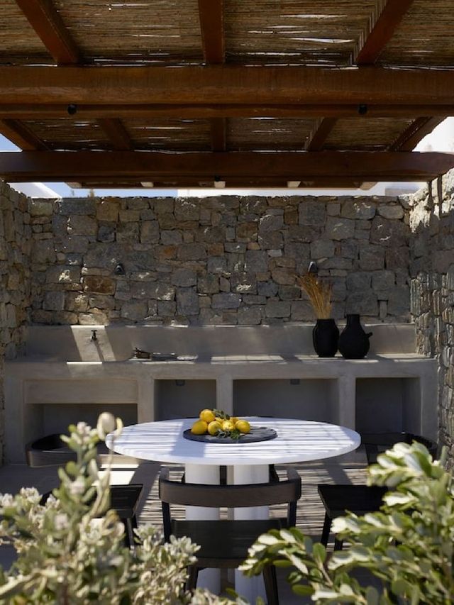 🏖️ Mykonos Marvels: Top Hotels Unveiled 🌟