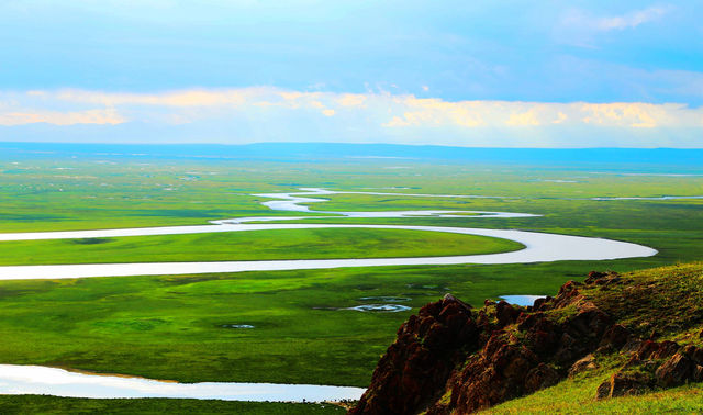 新疆和靜·巴音布魯克：一站解鎖五重天賜奇景