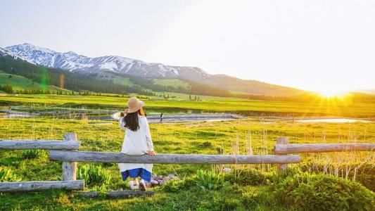 烏蘭布統草原露營地選址攻略。