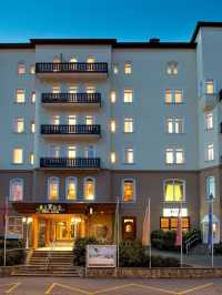 🏔️✨ Davos Delights: Top Hotel Picks! 🛎️🇨🇭