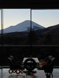可以同時擁有富士山和賽車場的酒店